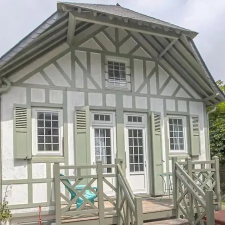 Maison Ensoleillee Centre De *